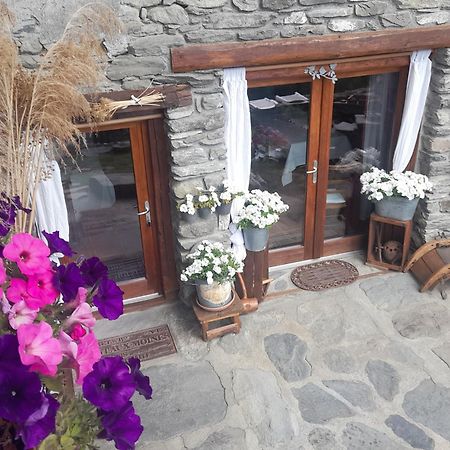 Appartement De Charme 4/6 Pers Dans Joli Village De Montagne 부르생모리스 외부 사진