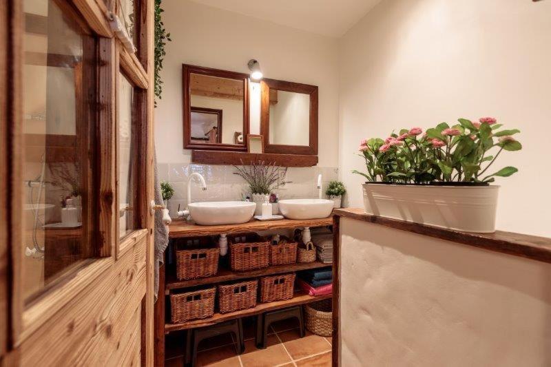 Appartement De Charme 4/6 Pers Dans Joli Village De Montagne 부르생모리스 외부 사진