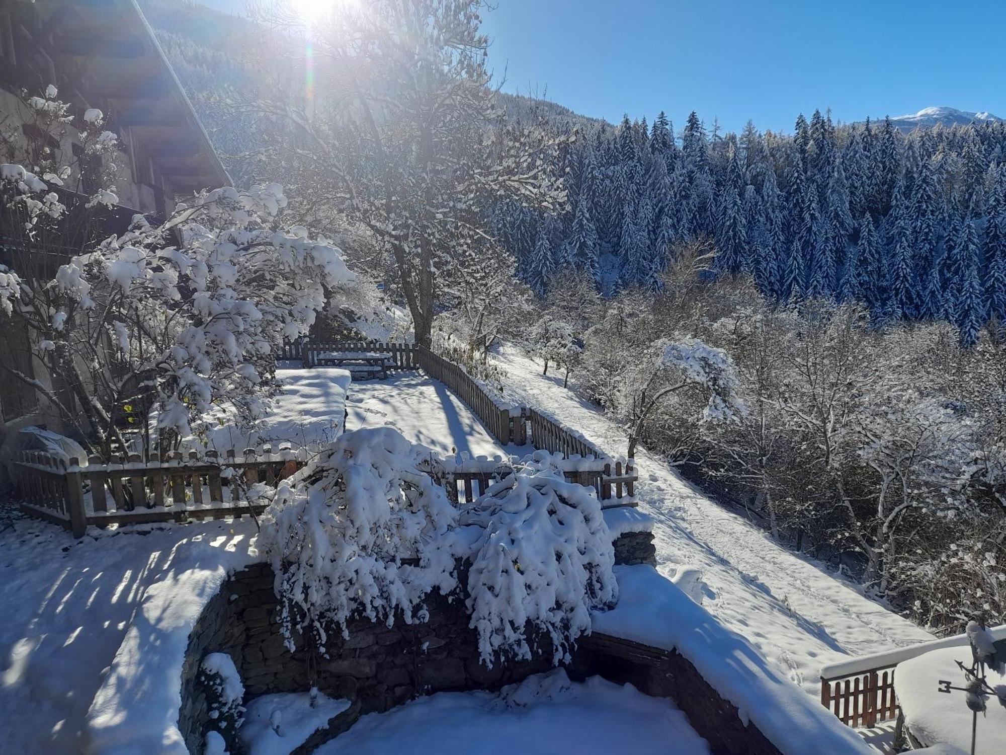Appartement De Charme 4/6 Pers Dans Joli Village De Montagne 부르생모리스 외부 사진